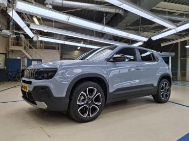 SPOTICAR Jeep Avenger 1.2 E-hybrid Altitude Automaat Navigatie Tweedehands - Suv Hybride Grijs - Hengelo - 1200296217_1
