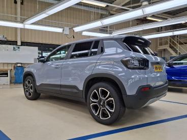 SPOTICAR Jeep Avenger 1.2 E-hybrid Altitude Automaat Navigatie Tweedehands - Suv Hybride Grijs - Hengelo - 1200296217_2