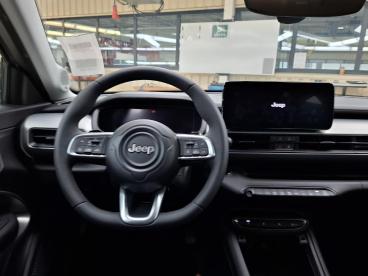 SPOTICAR Jeep Avenger 1.2 E-hybrid Altitude Automaat Navigatie Tweedehands - Suv Hybride Grijs - Hengelo - 1200296217_4