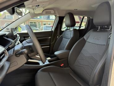 SPOTICAR Jeep Avenger Summit 54 Kwh | Climate & Adaptive Cruise Control Tweedehands - Suv Elektrisch Zilver - Wirdum (fr) - 1200296471_4