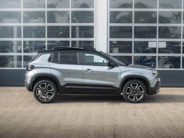 SPOTICAR Jeep Avenger 1.2 E-hybrid Summit | Uit Voorraad Leverbaar | Win Tweedehands - Suv Hybride Grijs - Waddinxveen - 1200297474_4