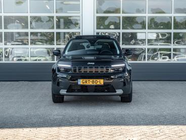 SPOTICAR Jeep Avenger 1.2 E-hybrid Summit | Infotainment Pack | Schuif/k Tweedehands - Suv Hybride Zwart - Waddinxveen - 1200299487_2