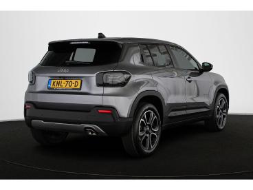 SPOTICAR Jeep Avenger 1.2 E-hybrid Summit 2+6 Jaar Garantie / Voordeel Tweedehands - Suv Hybride Grijs - Amsterdam - 1200300538_3