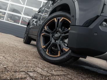 SPOTICAR Jeep Avenger 85th Anniversary 54 Kwh | Schuif/kanteldak | Adapt Tweedehands - Suv Elektrisch Zwart - Waddinxveen - 1200301536_4