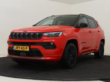 SPOTICAR Jeep Compass 4xe 240 Plug-in Hybrid Electric S | Leder | Stoel Tweedehands - Suv Plugin Hybrid Rood - Bergschenhoek - 1200284847_1