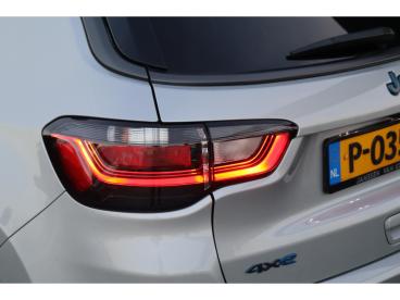 SPOTICAR Jeep Compass 4xe 240 Plug-in Hybrid Electric S / Panoramadak / Tweedehands - Suv Plugin Hybrid Grijs - Amsterdam - 1200284850_5