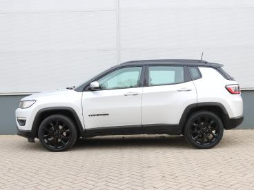 SPOTICAR Jeep Compass 150pk Night Eagle | 1ste Eigenaar | Camera | Leer/ Tweedehands - Suv Benzine Grijs - De Meern - 1200287393_2