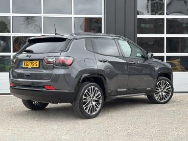SPOTICAR Jeep Compass 1.5t E-hybrid 130pk Summit Automaat | Lederen Bekl Tweedehands - Suv Hybride Grijs - Baarn - 1200293295_3