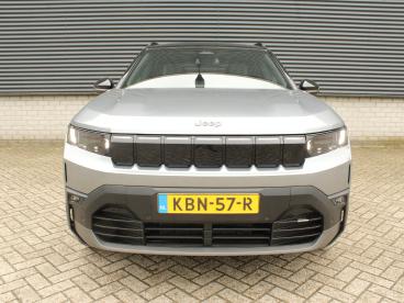 SPOTICAR Jeep Compass First Edition 74 Kwh Navigatie I Camera I Adaptive Tweedehands - Suv Elektrisch Grijs - Venlo - 1200293315_3