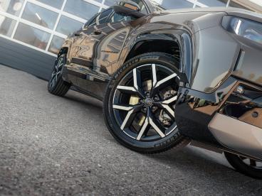 SPOTICAR Jeep Compass First Edition 74 Kwh | Direct Leverbaar | Adapt. C Tweedehands - Suv Elektrisch Bruin - Waddinxveen - 1200295231_4