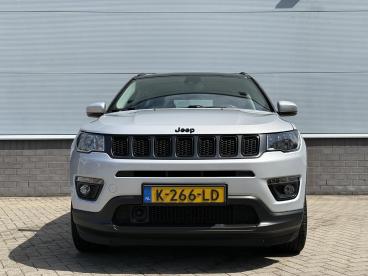 SPOTICAR Jeep Compass 1.3t Night Eagle Liberty Edition | Trekhaak | Crui Tweedehands - Suv Benzine Grijs - Doetinchem - 1200297107_2