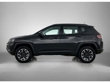 SPOTICAR Jeep Compass 4xe 240 Plug-in Hybrid Electric Overland Tweedehands - Suv Plugin Hybrid Zwart - Eindhoven - 1200299184_2