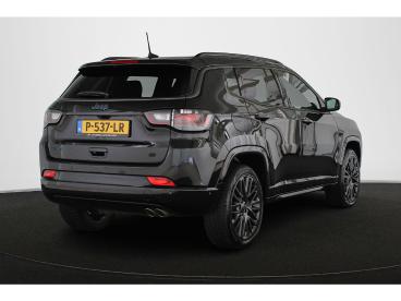 SPOTICAR Jeep Compass 4xe 240 Plug-in Hybrid Electric S Stuur-stoelverwa Tweedehands - Suv Plugin Hybrid Zwart - Amsterdam - 1200299993_3