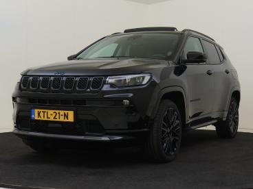 SPOTICAR Jeep Compass 4xe 240 Plug-in Hybrid Electric S Full Options !! Tweedehands - Suv Plugin Hybrid Zwart - S'gravenhage - 1200301022_1