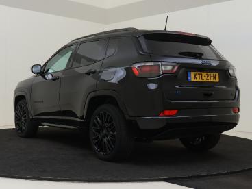 SPOTICAR Jeep Compass 4xe 240 Plug-in Hybrid Electric S Full Options !! Tweedehands - Suv Plugin Hybrid Zwart - S'gravenhage - 1200301022_4