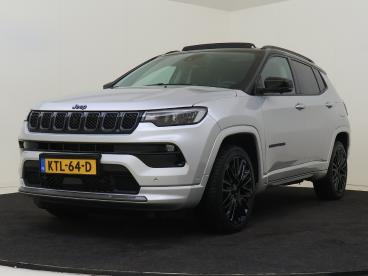 SPOTICAR Jeep Compass 4xe 240pk Plug-in Hybrid Electric S Schuif/kanteld Tweedehands - Suv Plugin Hybrid Grijs - Naaldwijk - 1200301899_1