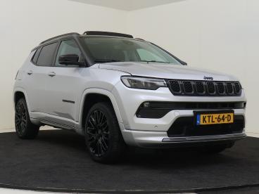 SPOTICAR Jeep Compass 4xe 240pk Plug-in Hybrid Electric S Schuif/kanteld Tweedehands - Suv Plugin Hybrid Grijs - Naaldwijk - 1200301899_3