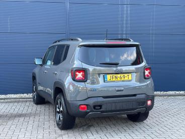 SPOTICAR Jeep Renegade 1.3t 240pk Phev | Vierwielaandrijving | Stuur&stoe Tweedehands - Suv Plugin Hybrid Grijs - Nijmegen - 1200278669_4