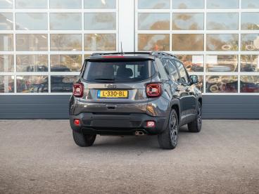 SPOTICAR Jeep Renegade 1.3t Automaat 80th Anniversary | Schuif/kanteldak Tweedehands - Suv Benzine Grijs - Waddinxveen - 1200291615_5