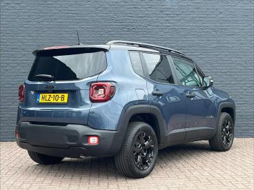 SPOTICAR Jeep Renegade 4xe 240pk Phev 4wd Automaat North Star | Winter Pa Tweedehands - Suv Hybride Blauw - Hengelo - 1200299999_5