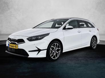 SPOTICAR Kia Ceed Cee-d 120pk Executiveline | 1ste Eigenaar | Glazen Dak | Tweedehands - Stationwagen Benzine Wit - Oirschot - 1200297781_1