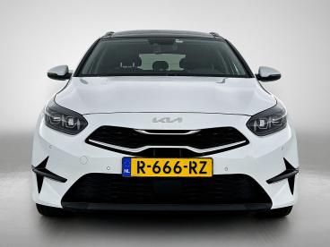 SPOTICAR Kia Ceed Cee-d 120pk Executiveline | 1ste Eigenaar | Glazen Dak | Tweedehands - Stationwagen Benzine Wit - Oirschot - 1200297781_4
