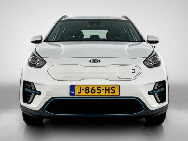 SPOTICAR Kia E-niro Dynamicline 64 Kwh 204pk Automaat | 1ste Eigenaar Tweedehands - Suv Elektrisch Wit - Oirschot - 1200283313_4