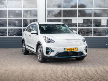 SPOTICAR Kia E-niro Edition 64 Kwh Tweedehands - Suv Elektrisch Wit - Waddinxveen - 1200289991_3