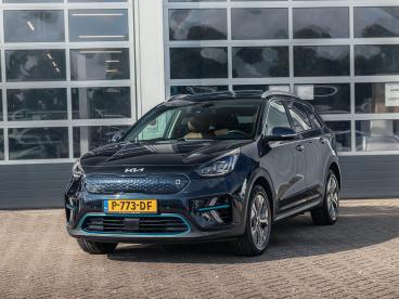 SPOTICAR Kia E-niro  Tweedehands - Suv Elektrisch Blauw - Waddinxveen - 1200300224_1