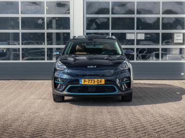 SPOTICAR Kia E-niro  Tweedehands - Suv Elektrisch Blauw - Waddinxveen - 1200300224_2