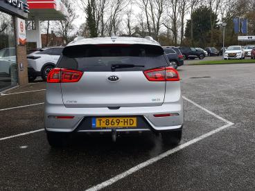 SPOTICAR Kia Niro 1.6 Gdi Hybrid 141pk Dct6 Executiveline | Navi | B Tweedehands - Suv Hybride Grijs - Zierikzee - 1200280610_4