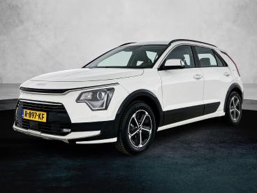 SPOTICAR Kia Niro 1.6 Hybrid Dynamicline 140pk Automaat | 1ste Eigen Tweedehands - Suv Hybride Wit - Oirschot - 1200286103_1