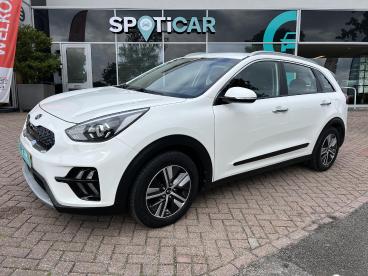 SPOTICAR Kia Niro 1.6 Gdi Hybrid Dynamicline Automaat Trekhaak Tweedehands - Suv Hybride Wit - Krimpen Aan Den Ijssel - 1200294124_1