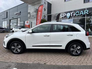 SPOTICAR Kia Niro 1.6 Gdi Hybrid Dynamicline Automaat Trekhaak Tweedehands - Suv Hybride Wit - Krimpen Aan Den Ijssel - 1200294124_2