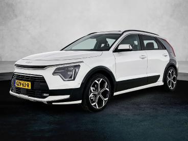 SPOTICAR Kia Niro 1.6 136pk Hybrid Executiveline Automaat | Trekhaak Tweedehands - Suv Hybride Wit - Oirschot - 1200297571_1