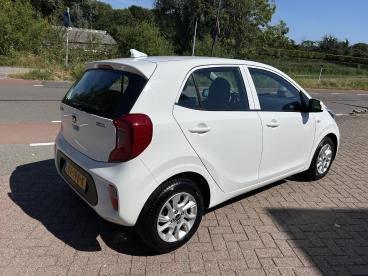SPOTICAR Kia Picanto 1.0 Cvvt Comfortplusline Navigator Tweedehands -  Benzine Wit - Krimpen Aan Den Ijssel - 1200299971_4