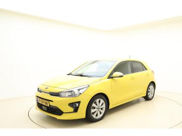 SPOTICAR Kia Rio 1.0 T-gdi Mhev Gt-line 100 Pk | Automaat | Trekhaa Tweedehands -  Benzine Geel - Leeuwarden - 1200287644_1