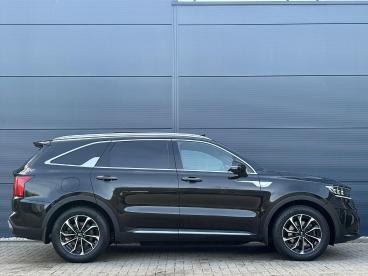 SPOTICAR Kia Sorento 1.6 T-gdi 265pk Plug-in Hybrid 4wd Aut Executiveli Tweedehands - Suv Plugin Hybrid Zwart - Nijmegen - 1200291082_4