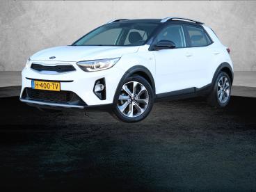 SPOTICAR Kia Stonic 1.0 120pk T-gdi Dynamicline | Navigatie | Camera | Tweedehands - Suv Benzine Wit - Amersfoort - 1200266986_1