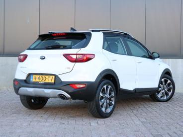 SPOTICAR Kia Stonic 1.0 120pk T-gdi Dynamicline | Navigatie | Camera | Tweedehands - Suv Benzine Wit - Amersfoort - 1200266986_3