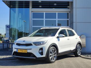 SPOTICAR Kia Stonic 1.0 T-gdi 100pk Dynamicline | Navigatie | Cruise C Tweedehands - Suv Benzine Wit - Venray - 1200269202_2