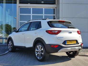 SPOTICAR Kia Stonic 1.0 T-gdi 100pk Dynamicline | Navigatie | Cruise C Tweedehands - Suv Benzine Wit - Venray - 1200269202_4