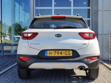 SPOTICAR Kia Stonic 1.0 T-gdi 100pk Dynamicline | Navigatie | Cruise C Tweedehands - Suv Benzine Wit - Venray - 1200269202_5