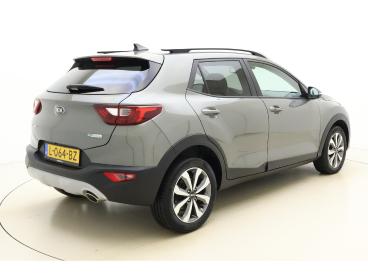 SPOTICAR Kia Stonic 1.0 T-gdi 100pk Mhev Dynamic Plus Line | Kia Garan Tweedehands - Suv Benzine Groen - Emmeloord - 1200291567_2