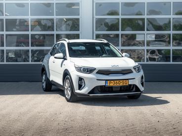 SPOTICAR Kia Stonic 1.0 T-gdi Mhev Dynamicline Tweedehands - Suv Benzine Wit - Waddinxveen - 1200293166_3