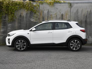 SPOTICAR Kia Stonic Dynamicline 1.0 T-gdi 100pk 17''lm | Camera | Navi Tweedehands - Suv Benzine Wit - Heerlen - 1200302159_3