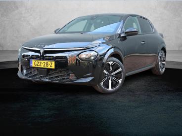 SPOTICAR Lancia Ypsilon 1.2 110pk Hybrid Lx | Navigatie | Dodehoekbewaking Tweedehands -  Hybride Zwart - Nijkerk - 1200276253_1