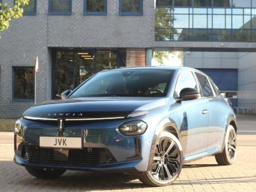 SPOTICAR Lancia Ypsilon Edizione Cassina Limitata 51 Kwh / Massage / Draad Tweedehands -  Elektrisch Blauw - Hilversum - 1200276460_1