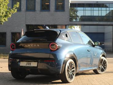 SPOTICAR Lancia Ypsilon Edizione Cassina Limitata 51 Kwh / Massage / Draad Tweedehands -  Elektrisch Blauw - Hilversum - 1200276460_4