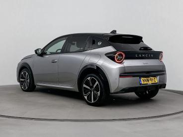 SPOTICAR Lancia Ypsilon 1.2 110pk Hybrid Lx | Navigatie | Apple Carplay/an Tweedehands -  Hybride Grijs - De Meern - 1200286672_5